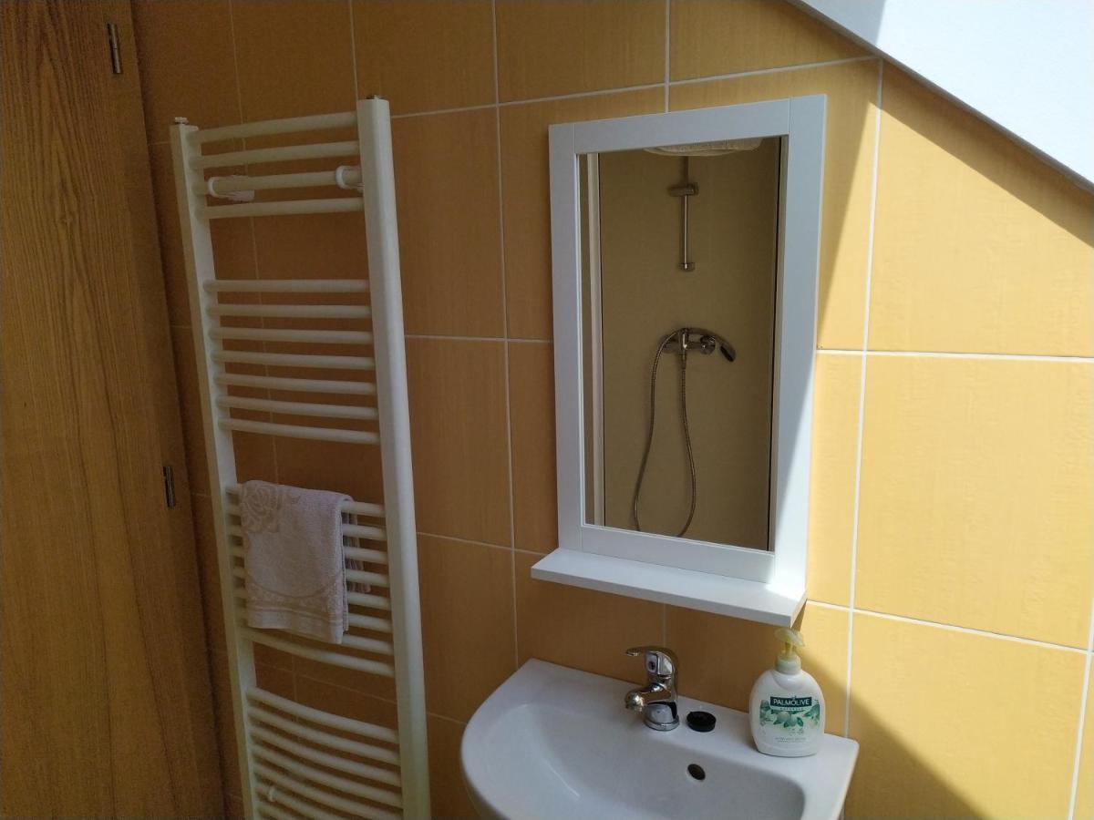 Němčičky Apartment Koprivovi מראה חיצוני תמונה