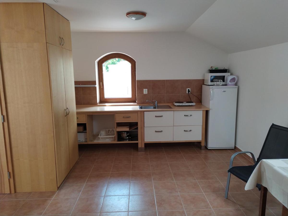Němčičky Apartment Koprivovi מראה חיצוני תמונה